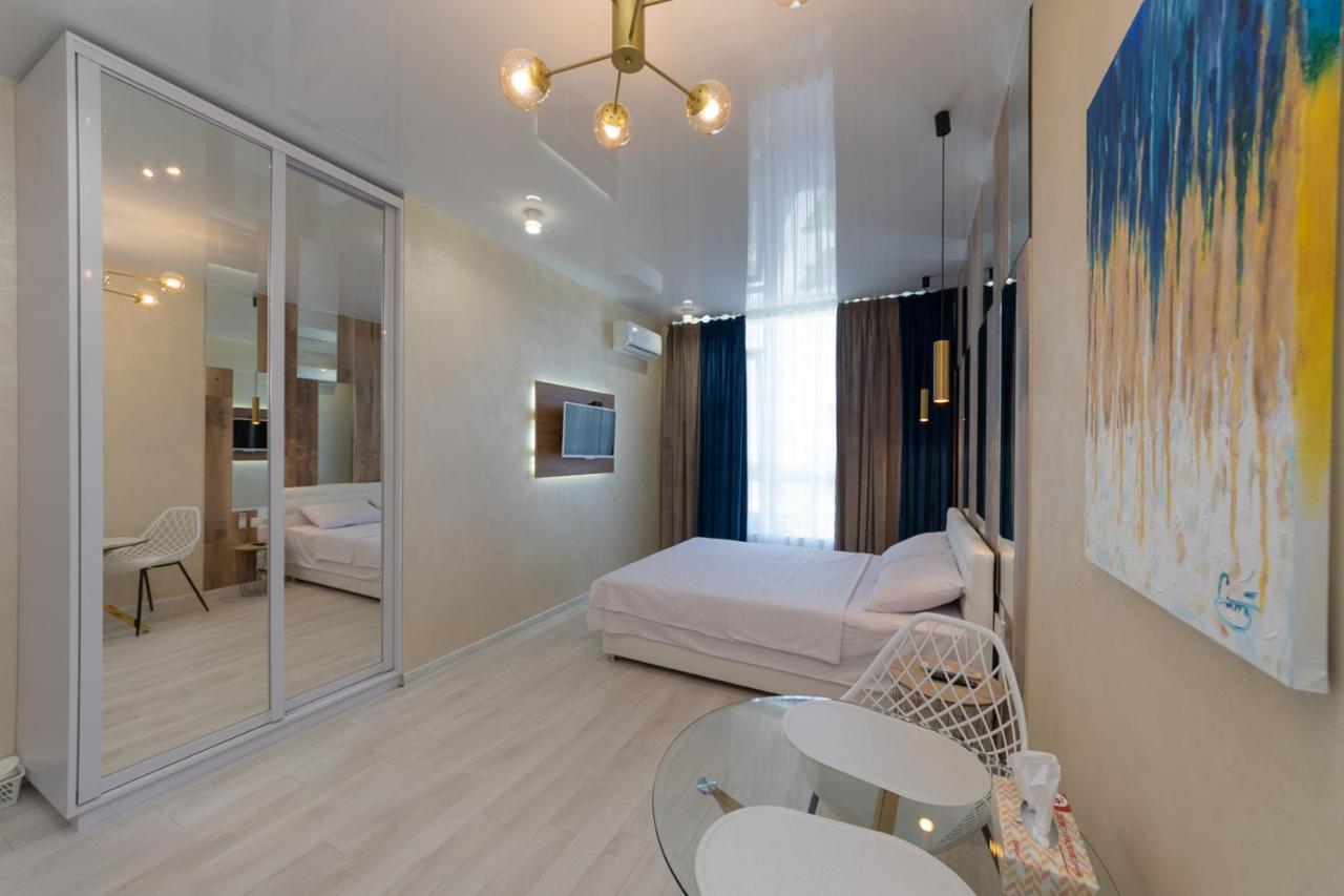 קייב Studio On A Residential Complex French Quarter 2 מראה חיצוני תמונה