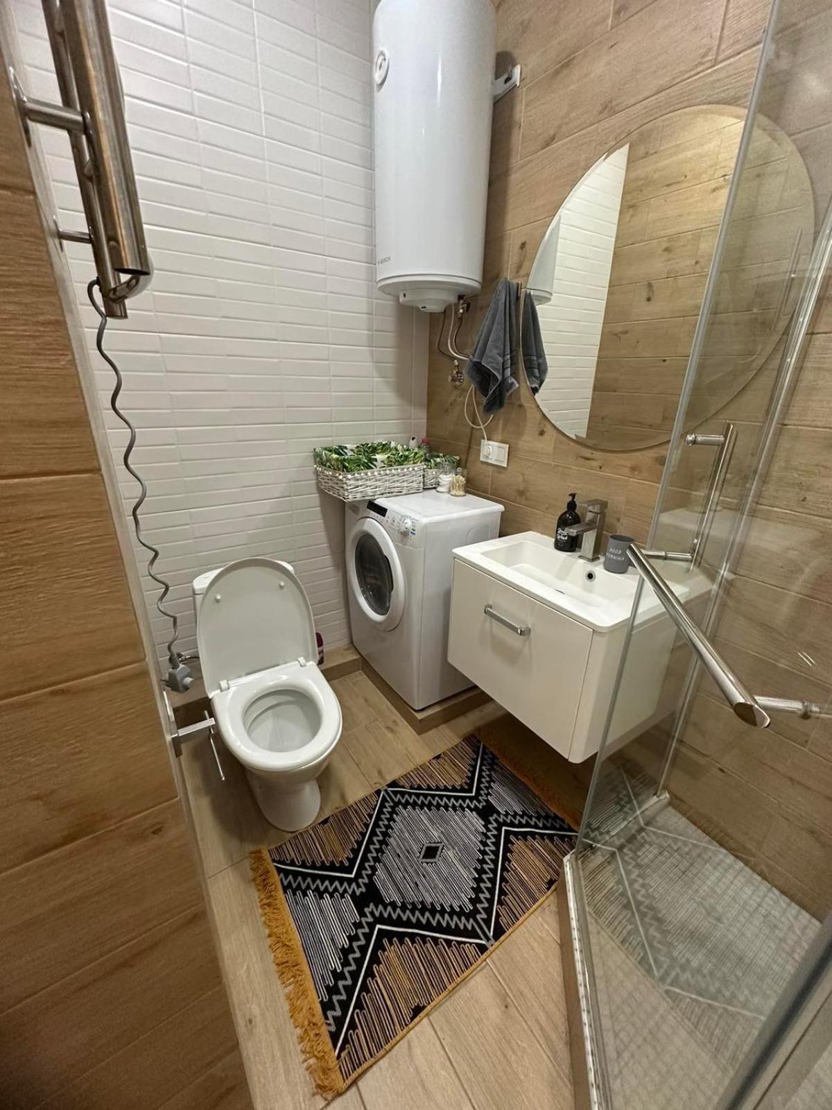 קייב Studio On A Residential Complex French Quarter 2 מראה חיצוני תמונה